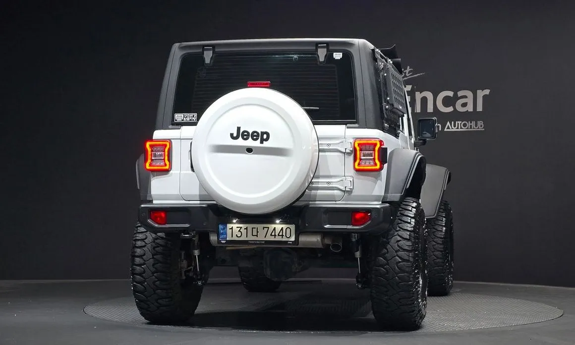 Jeep Wrangler — фото 3
