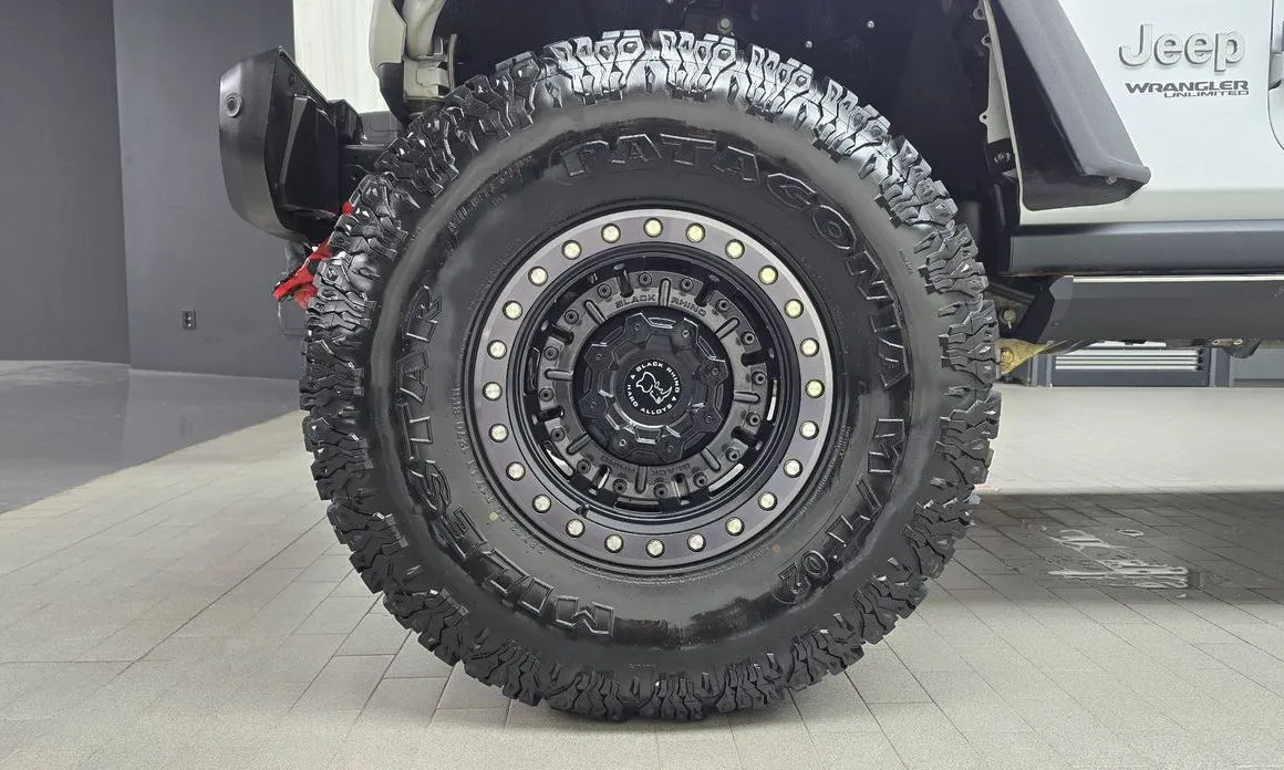 Jeep Wrangler — фото 6