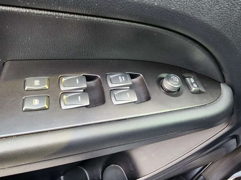 KG Mobility (Ssangyong) Rexton — фото 4