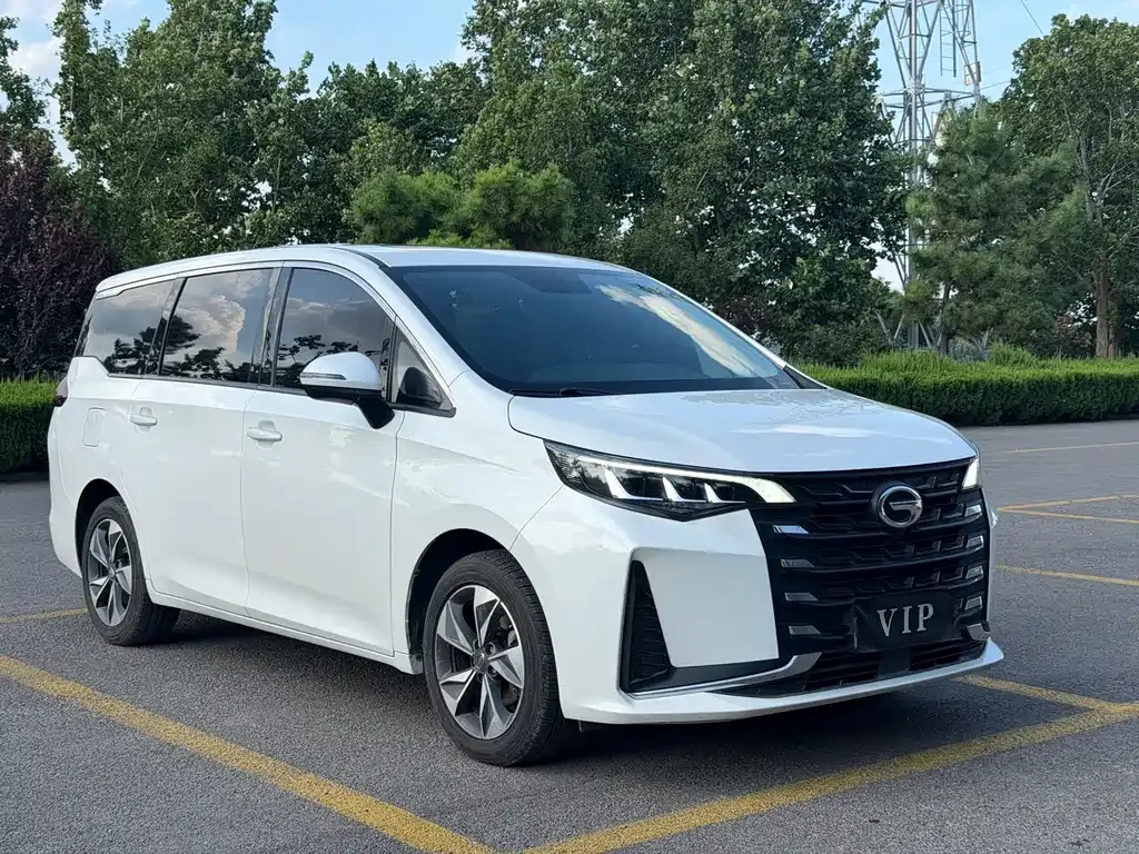 GAC Motor Trumpchi M6 — фото 10