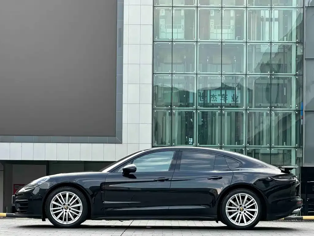 Porsche Panamera — фото 4
