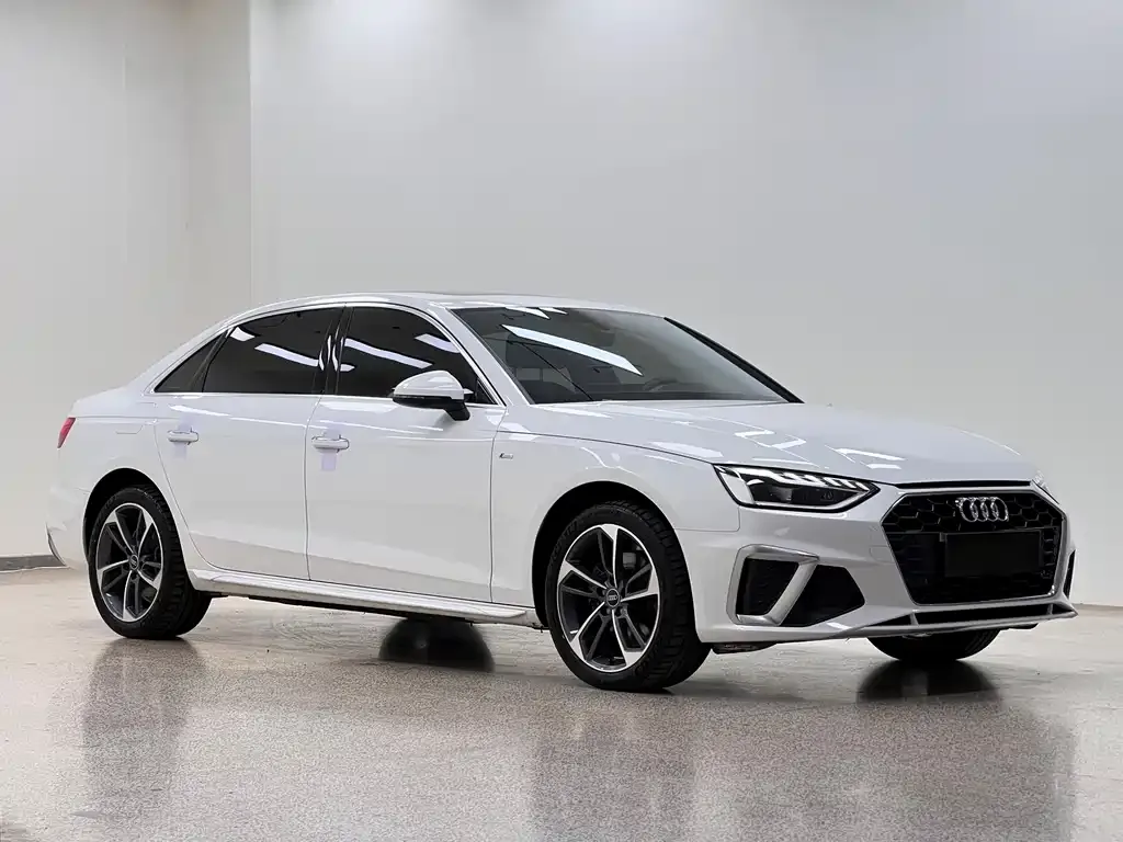 Audi A4L — фото 7