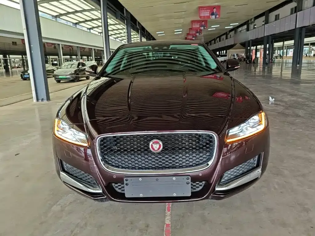 Jaguar XFL — фото 2