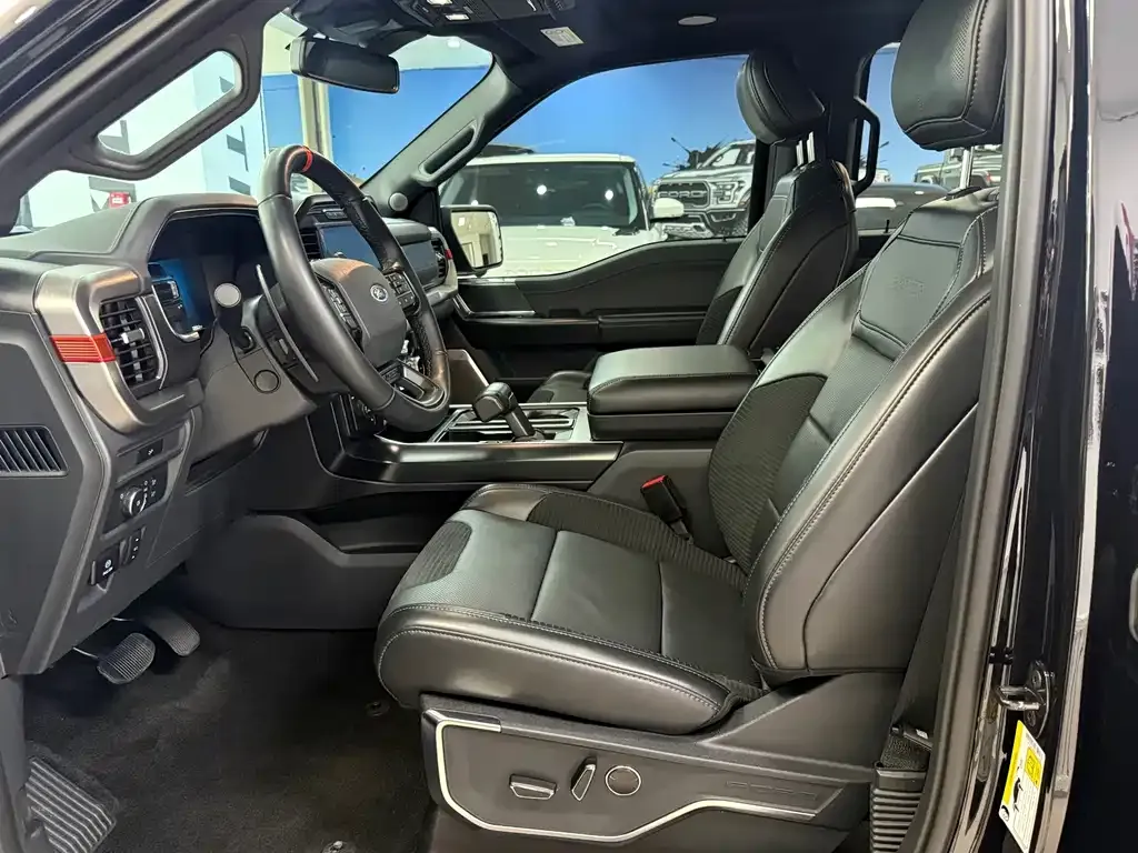 Ford F-150 Raptor — фото 9