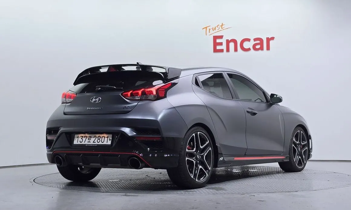 Hyundai Veloster — фото 8