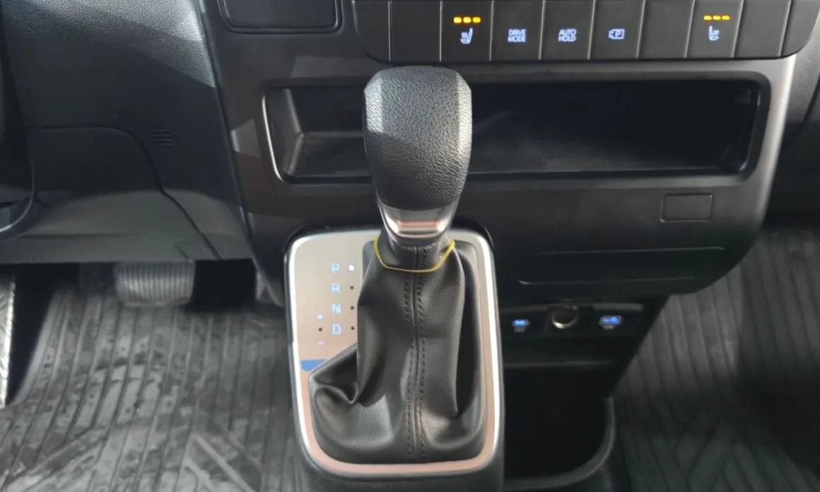 Hyundai Staria — фото 9