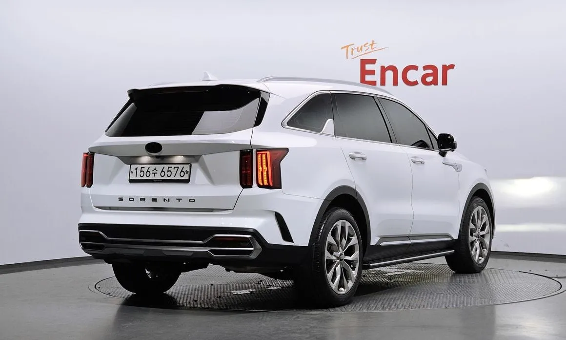 Kia Sorento — фото 4