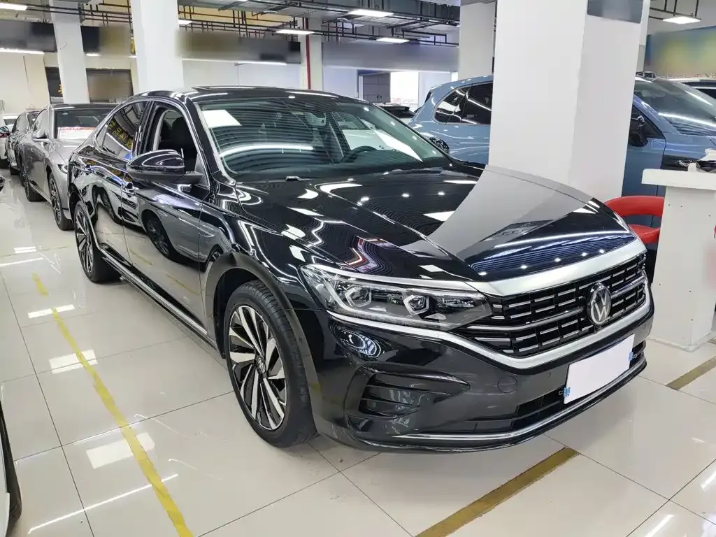 Volkswagen Passat — фото 9