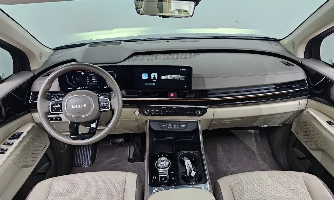 Kia Carnival — фото 4