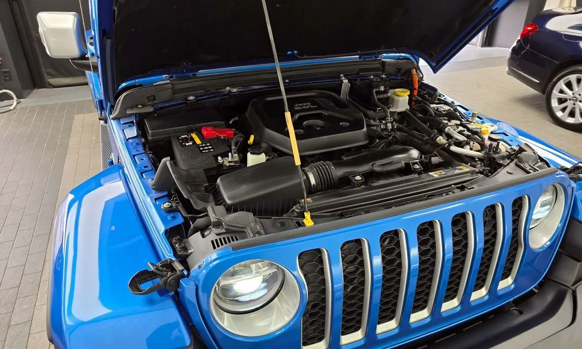 Jeep Wrangler — фото 8