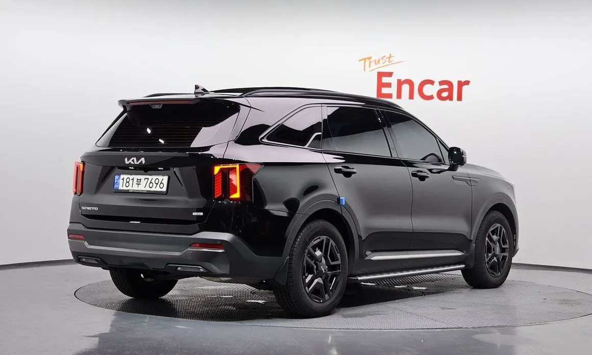 Kia Sorento — фото 3