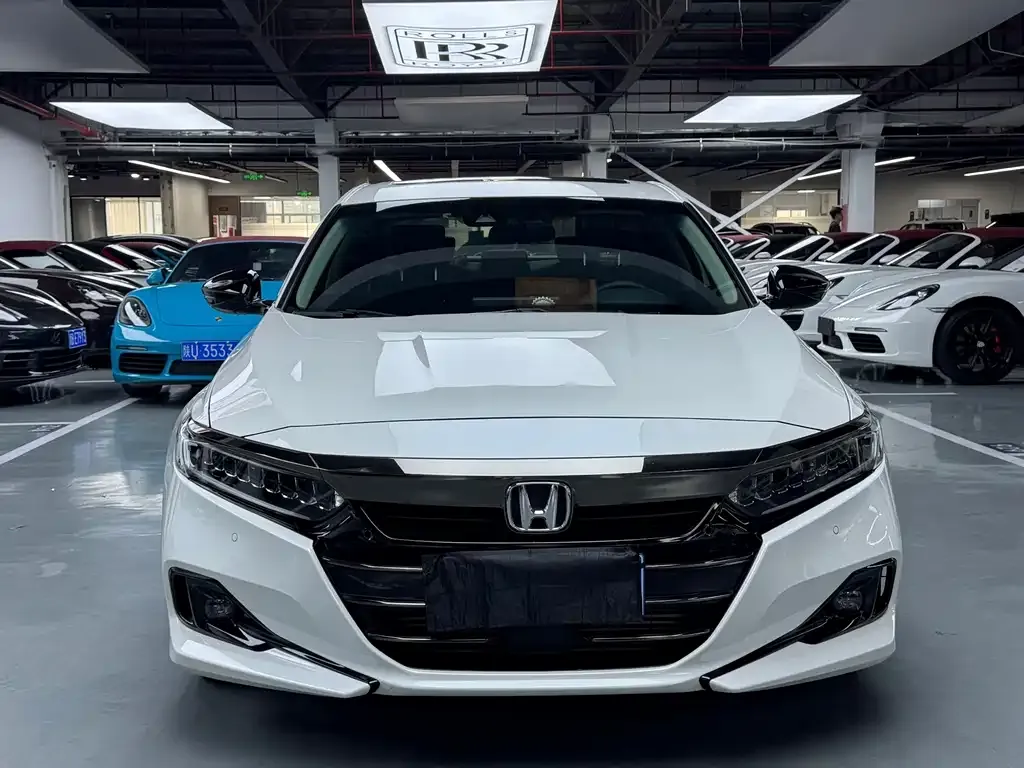 Honda Accord — фото 4