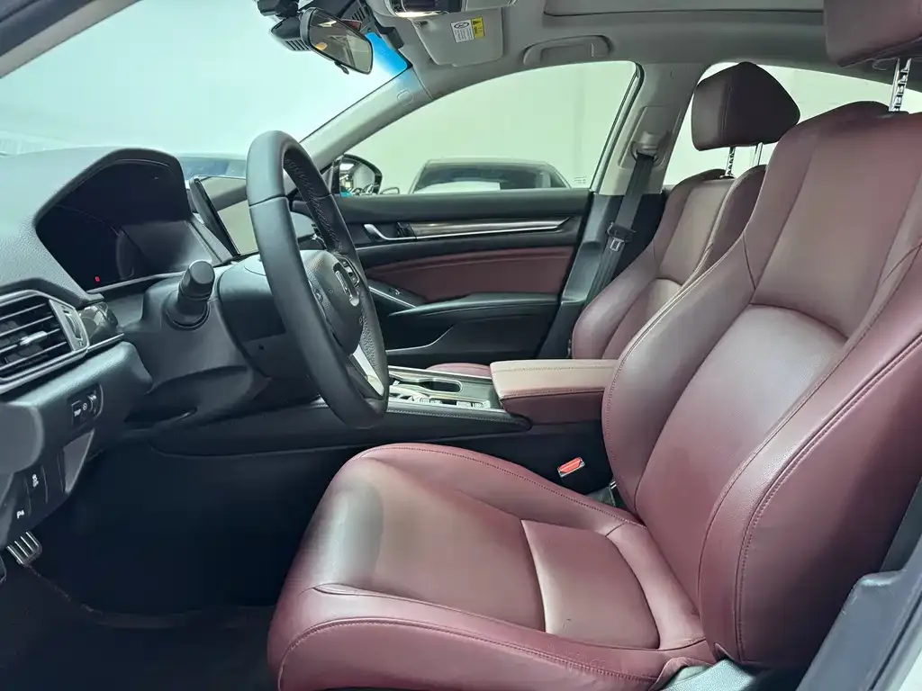 Honda Accord — фото 5