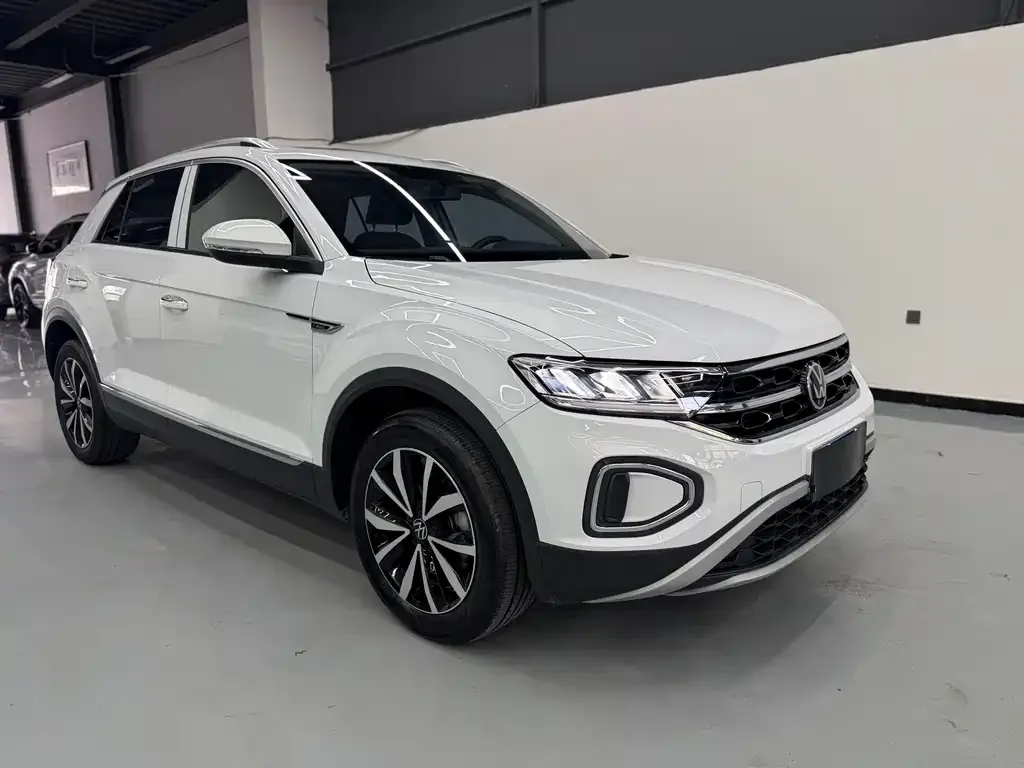 Volkswagen T-Roc — фото 3