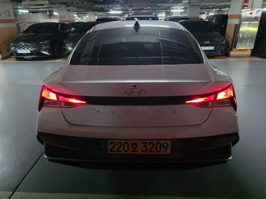Hyundai AVANTE — фото 6