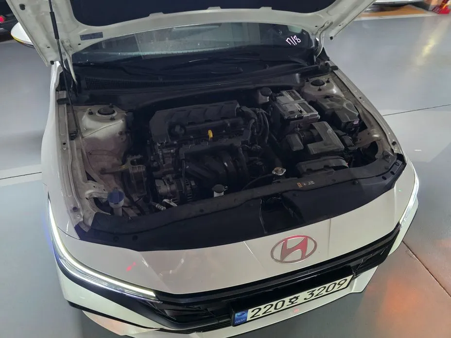 Hyundai AVANTE — фото 9