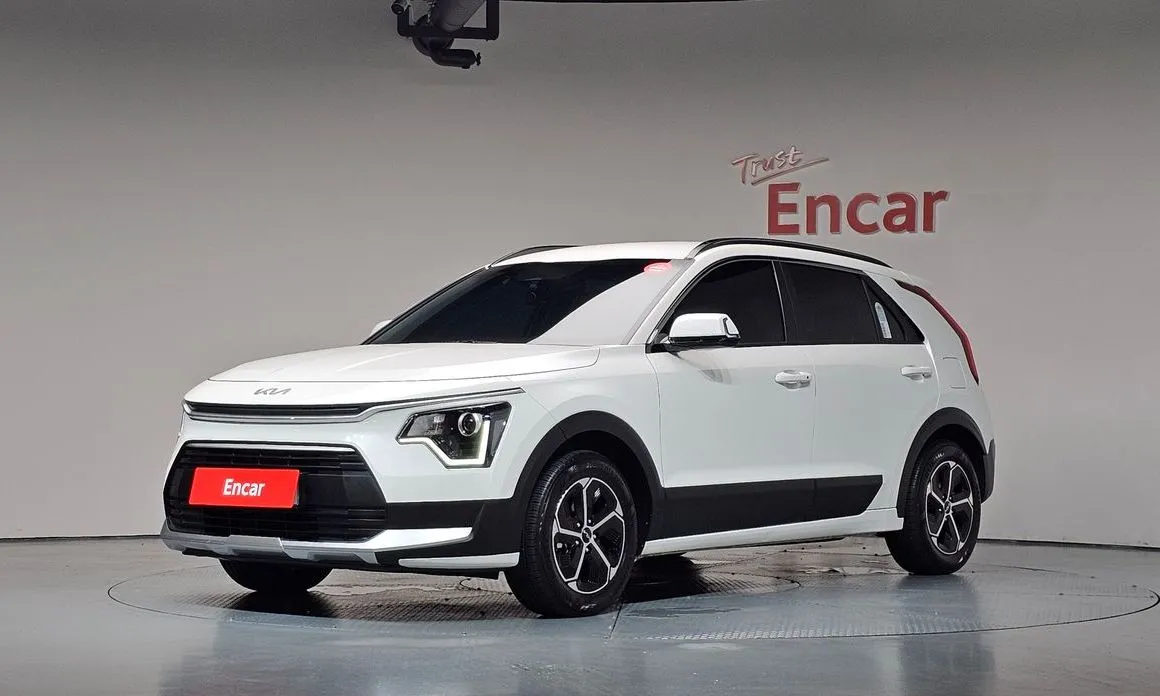 Kia Niro — фото 1