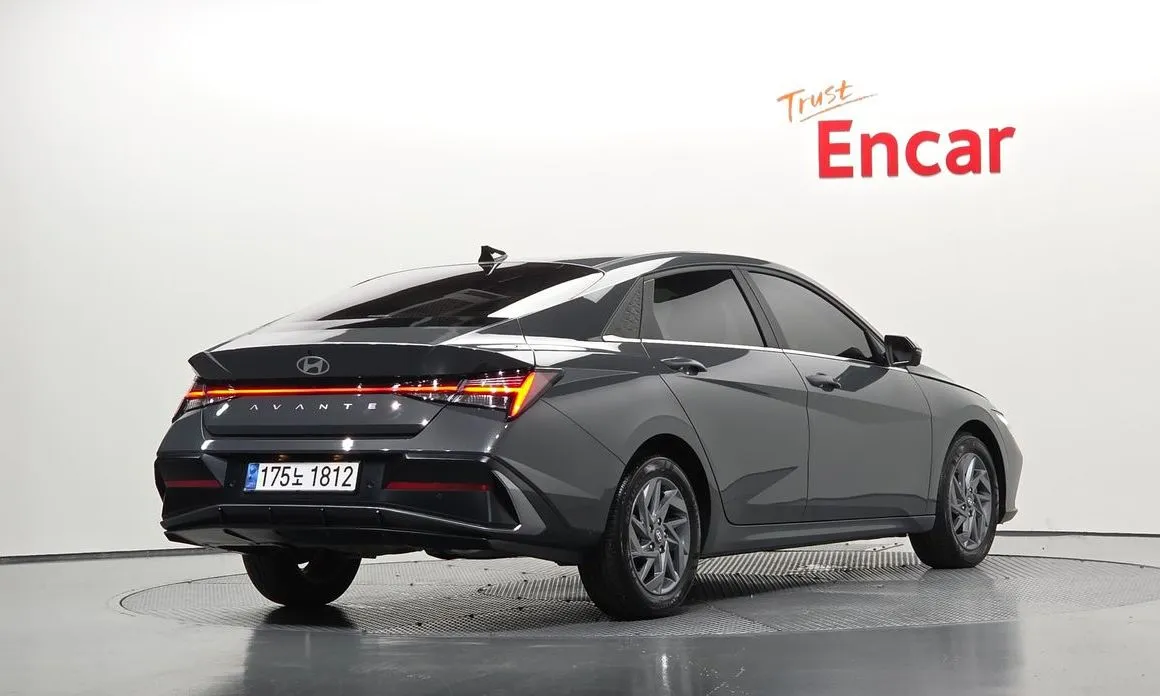 Hyundai AVANTE — фото 4