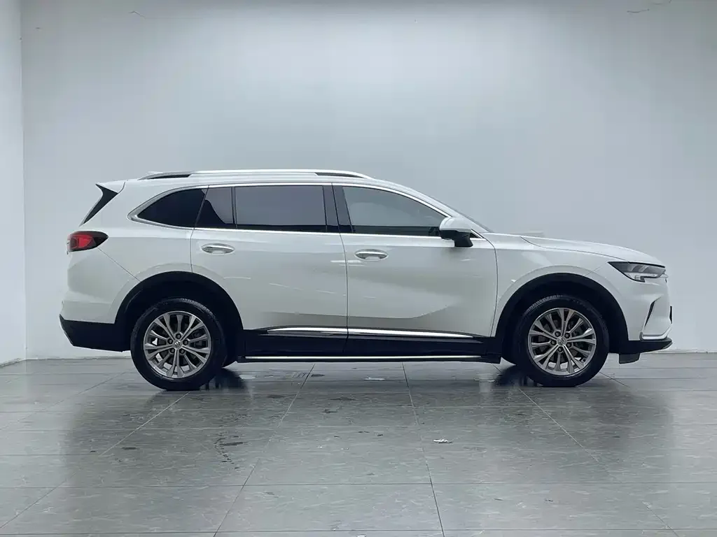 Buick Envision Plus — фото 7
