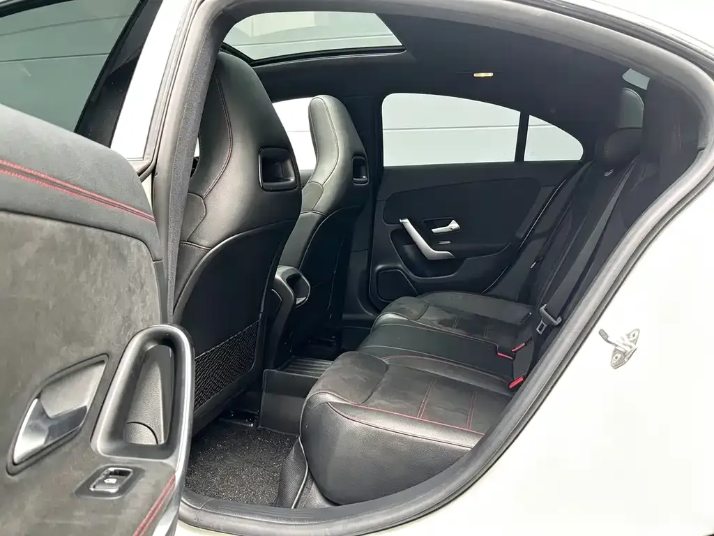 Mercedes-Benz CLA (Import) — фото 4