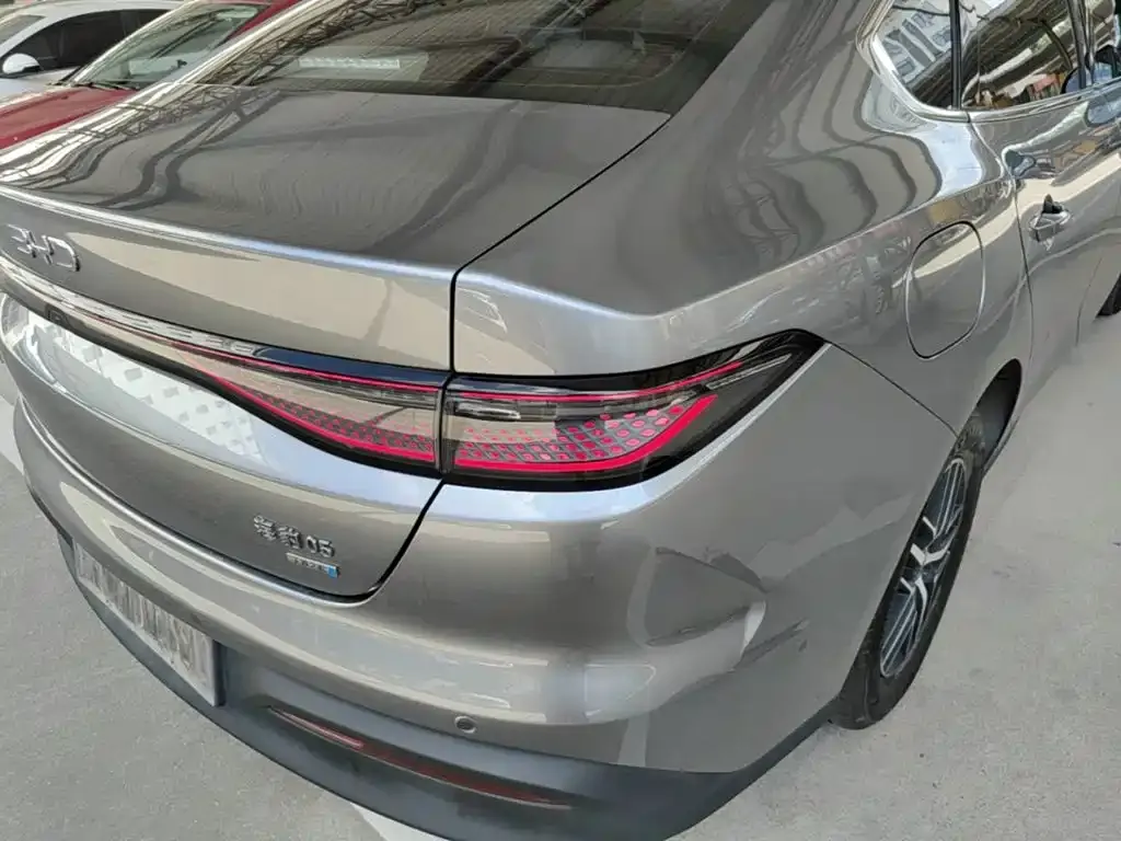 BYD Seal 05 DM-i — фото 7