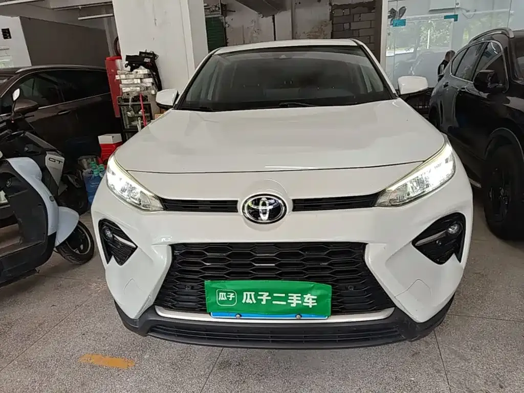 Toyota Wildlander — фото 2