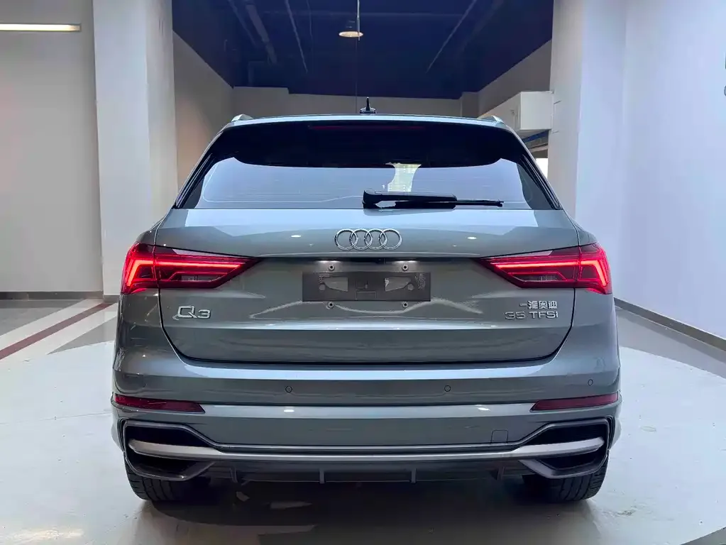 Audi Q3 — фото 2