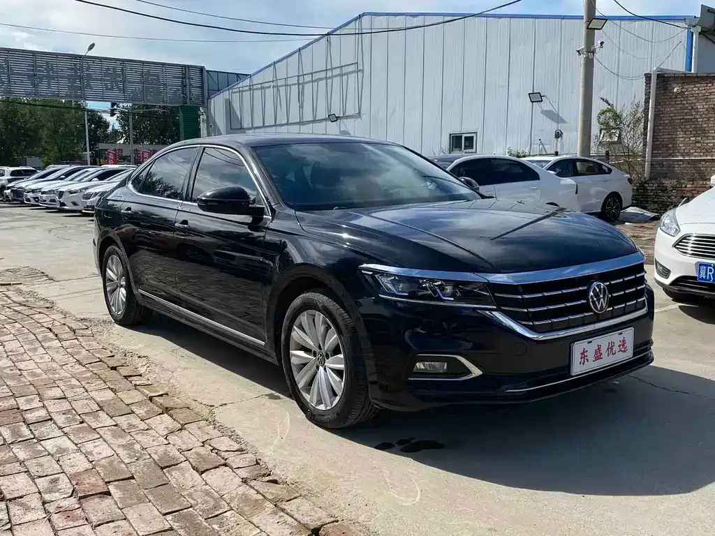 Volkswagen Passat — фото 9