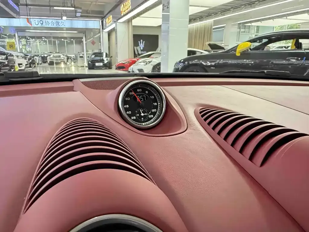 Porsche 718 — фото 10