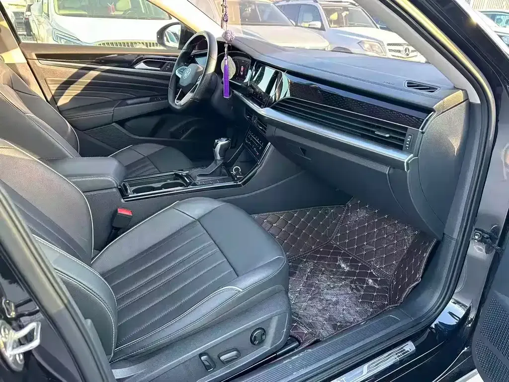 Volkswagen Passat — фото 5