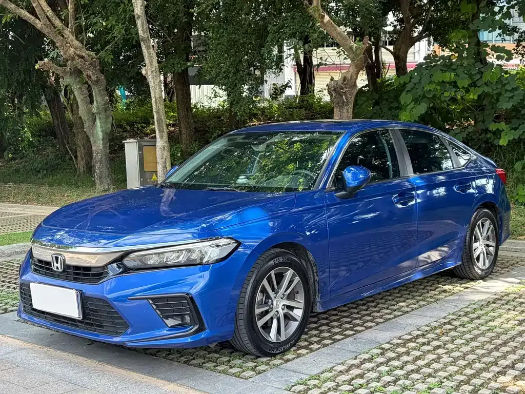 Honda Civic — фото 1