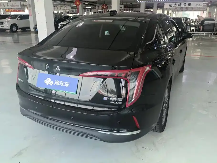 Hongqi E-QM5 — фото 10