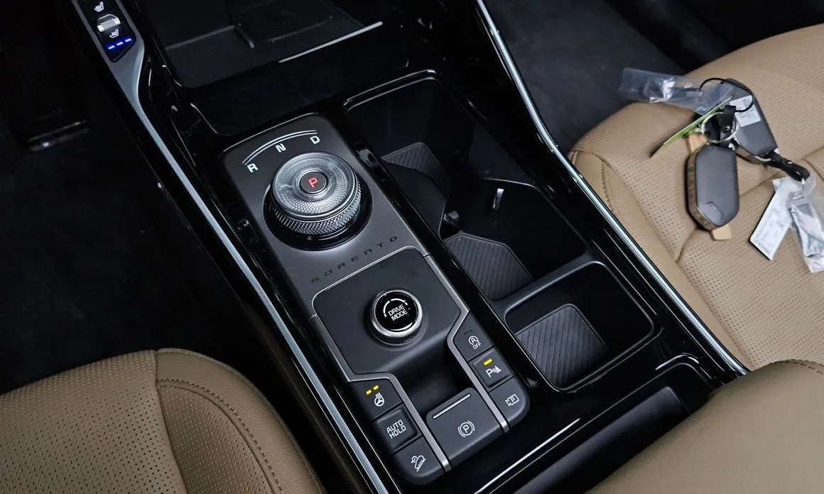 Kia Sorento — фото 3