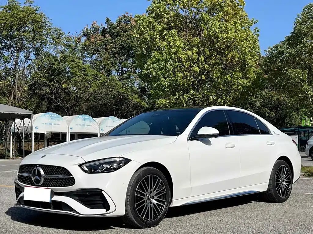 Mercedes-Benz C-Class — фото 1