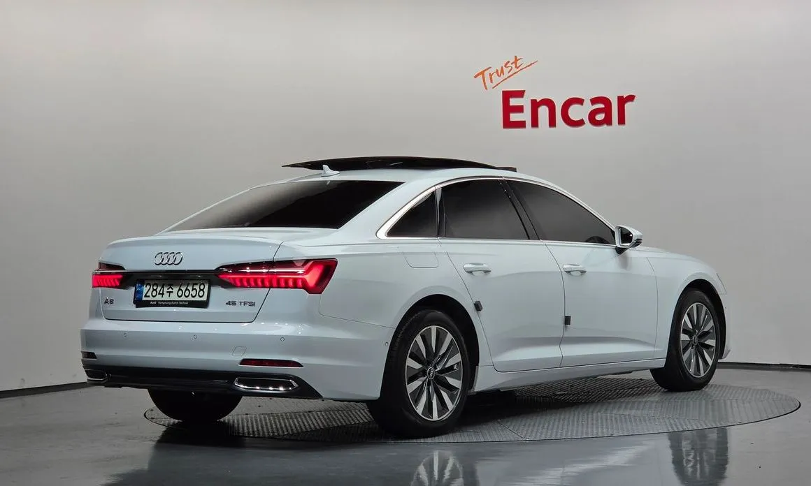 Audi A6 — фото 2
