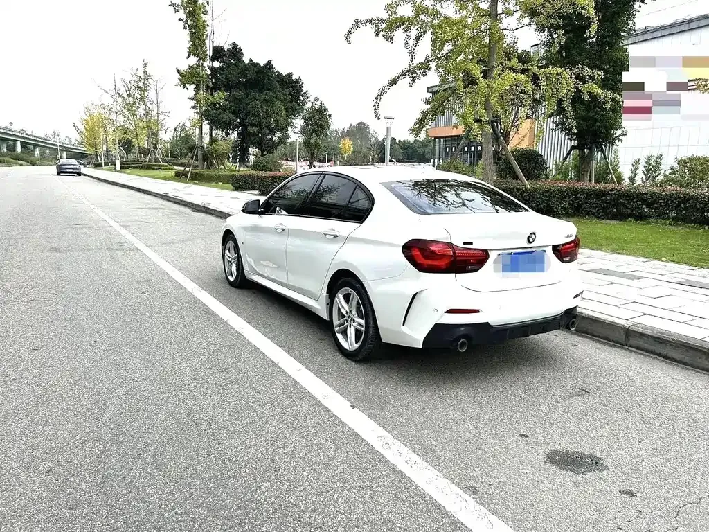 BMW 1 Series — фото 9