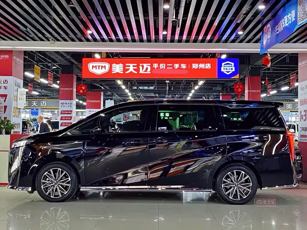 GAC Motor Trumpchi M8 — фото 8
