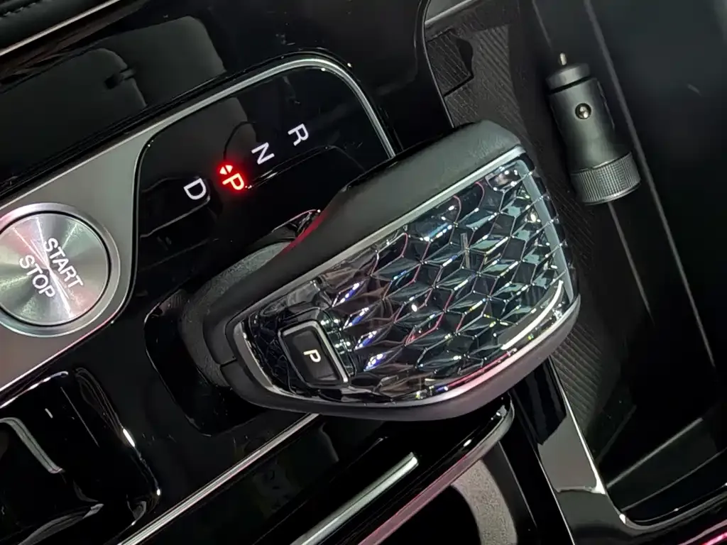 GAC Motor Trumpchi M8 — фото 9