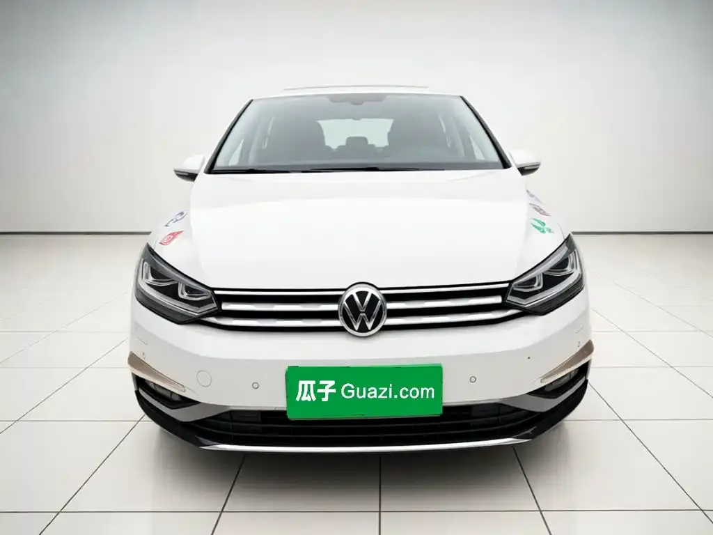 Volkswagen Touran — фото 2