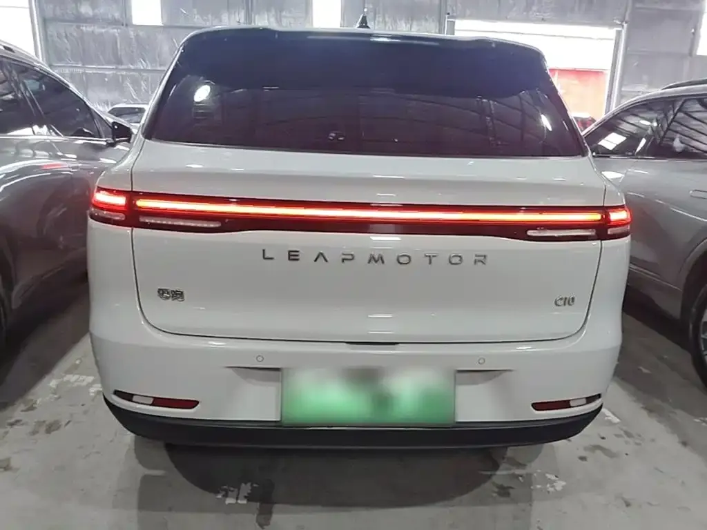 Leapmotor C10 — фото 4