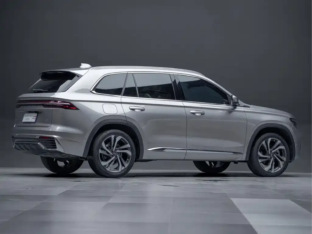 Geely Xingyue L — фото 10