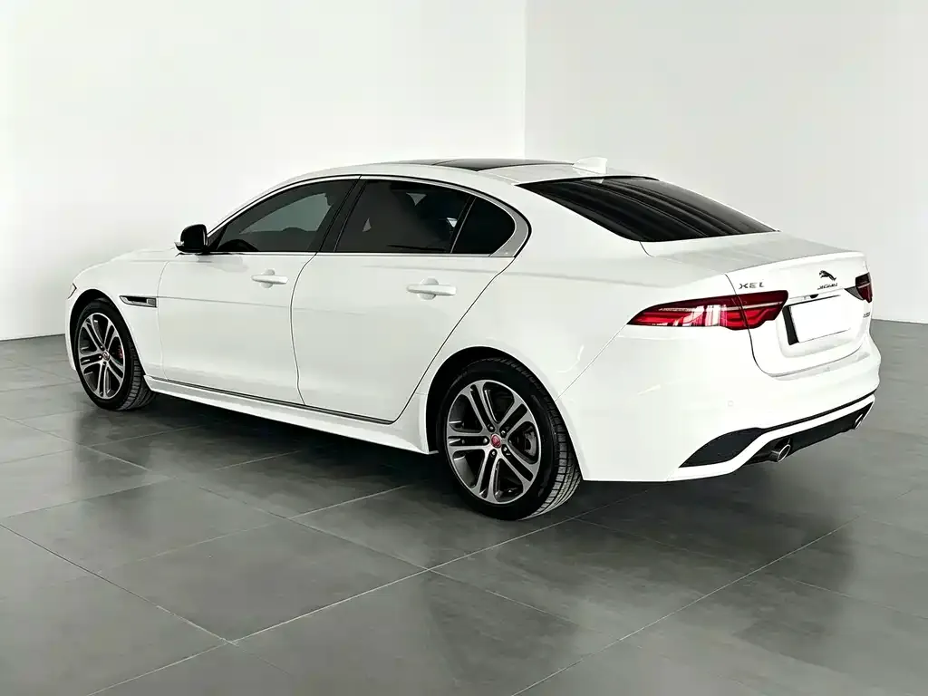 Jaguar XEL — фото 3