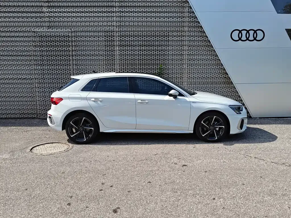 Audi A3 — фото 7
