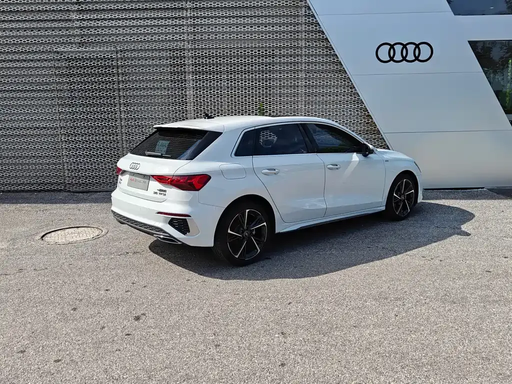 Audi A3 — фото 8
