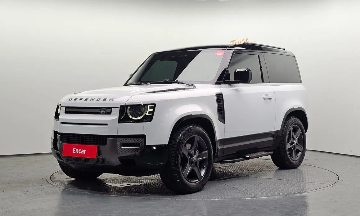 Land Rover Defender — фото 1