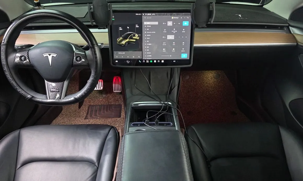 Tesla Model 3 — фото 9