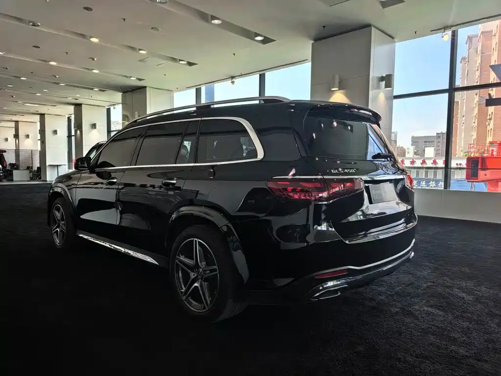 Mercedes-Benz GLS — фото 3