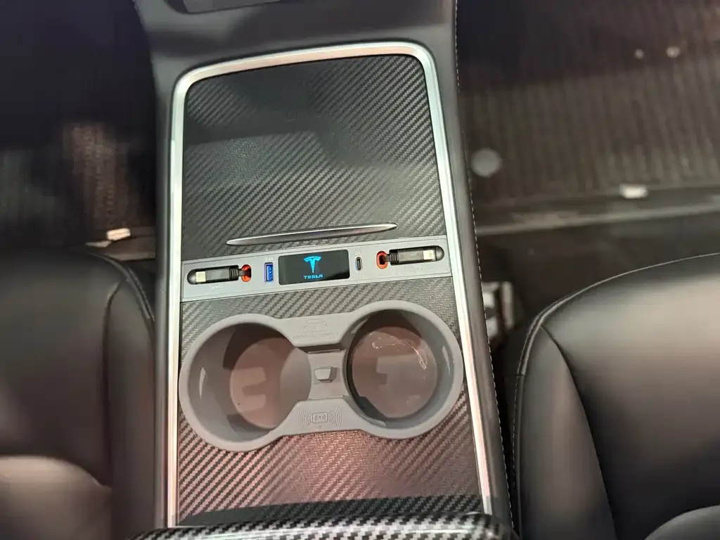 Tesla Model 3 — фото 6