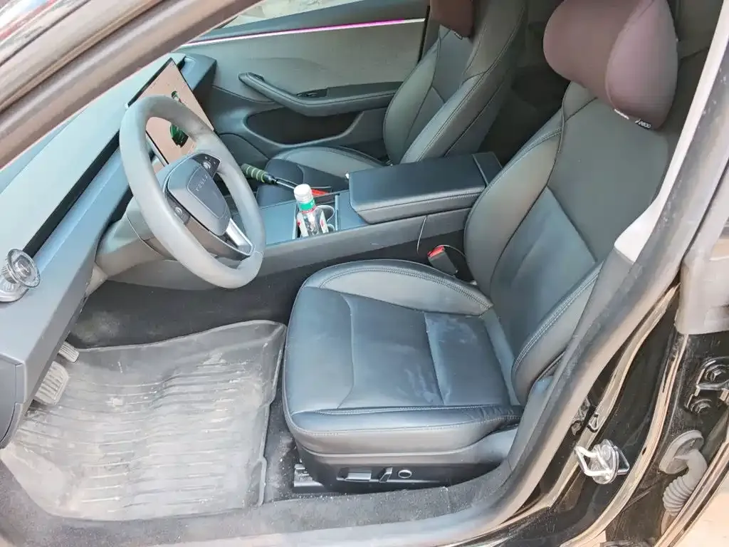 Tesla Model 3 — фото 4