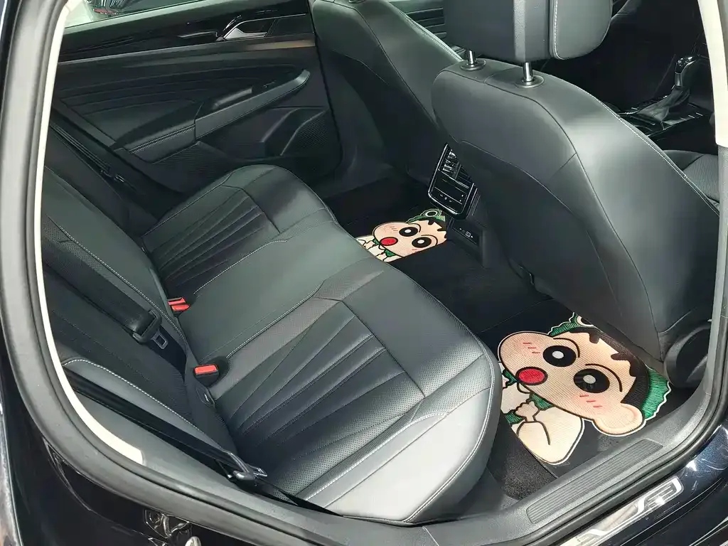 Volkswagen Passat — фото 10